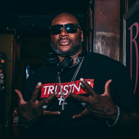 Meet your Posher, Terry - Picture 1 of 1